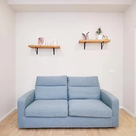 Cutilia Cozy Corner *